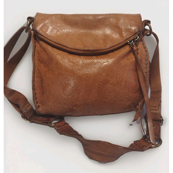 The SAK Women’s Silverlake Leather Crossbody Bag Embossed With Studs - Picture 1 of 16